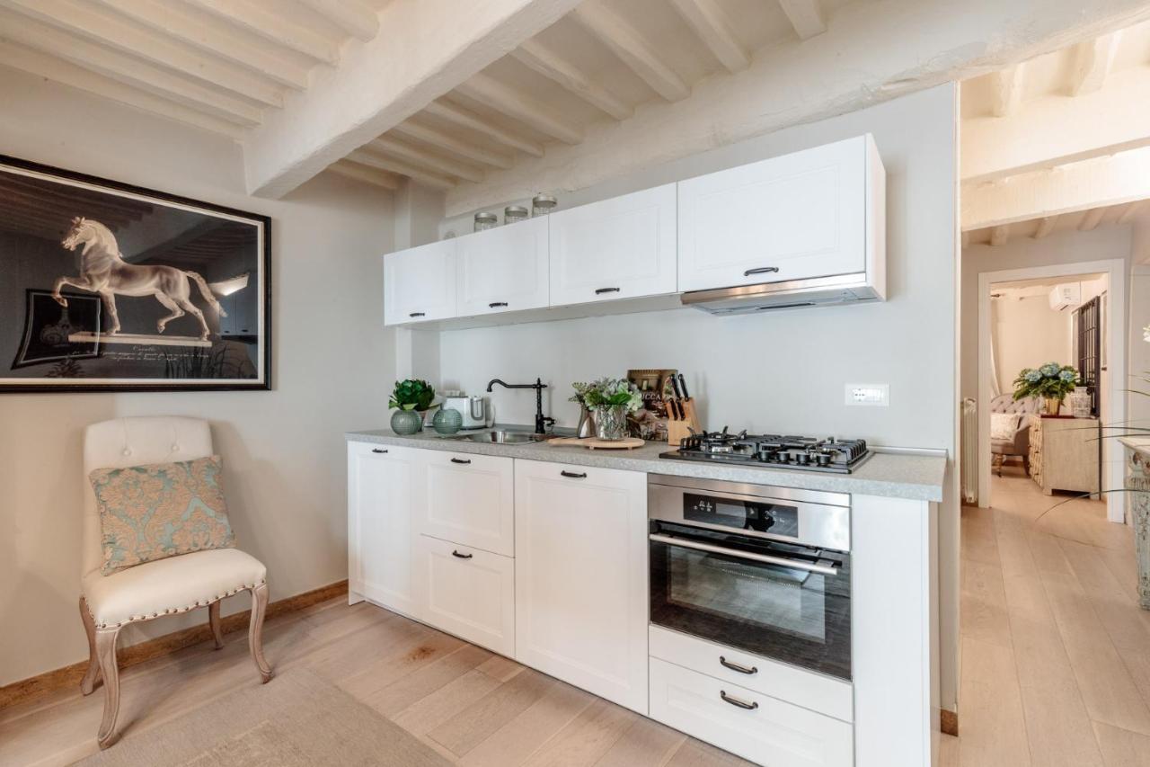 Casa Blanc Apartment Lucca Exterior photo